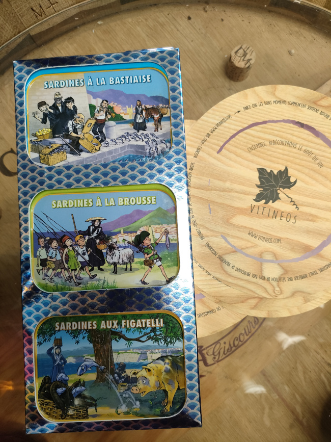 (9006-001) Coffret de 3 boites de sardines "Corse" (figatelli, brousse, bastiaise) - Ferrigno